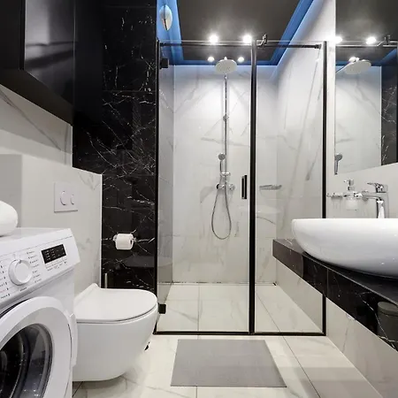 شقة - Center - Luxury - S74 *